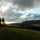 Pred západom slnka.