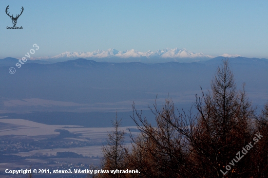 pohľad na Tatry zo Slanskych vrchov