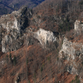 Tajomnosť skalných brál