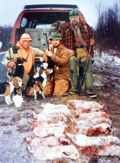 Zajac snezny....pred vecernou burkou.....