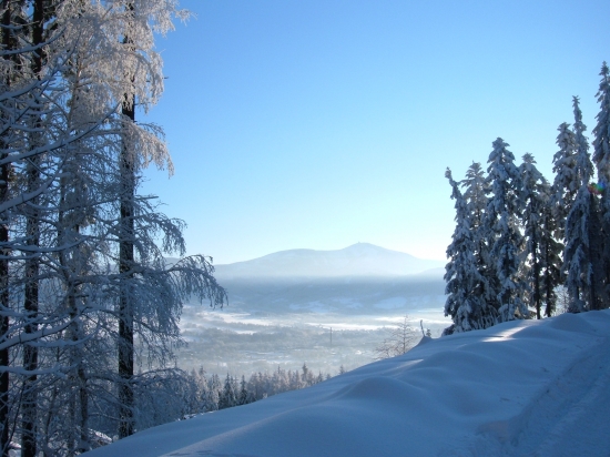 Zasněženou krajinou Beskyd