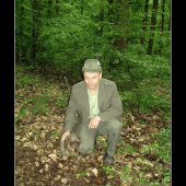 Drsnosrstý jazvečík