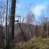 Stara už nepotrebna sedačka