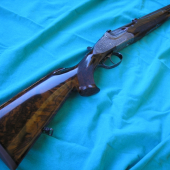 Novou pažbou opatrená guľová kozlica Buhag Suhl