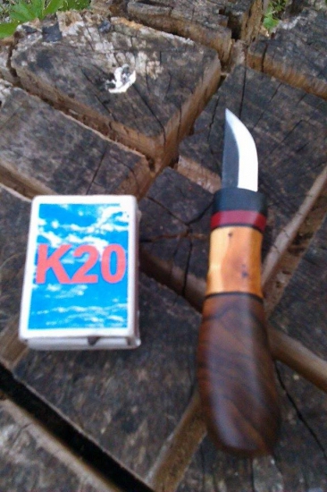 Mini.Načo bude tento mailčký nôž, to neviem.