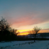 Čarovná hra slnka s oblohou