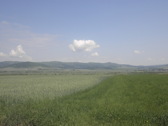 V pozadí S.Magura