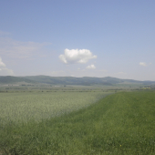 V pozadí S.Magura