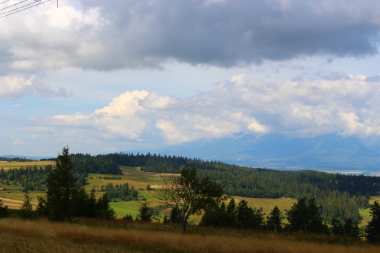 nad Hradiskom...