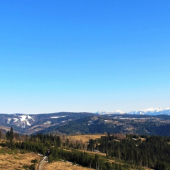 vľavo Veľká Rača a vpravo v pozadí Mala Fatra