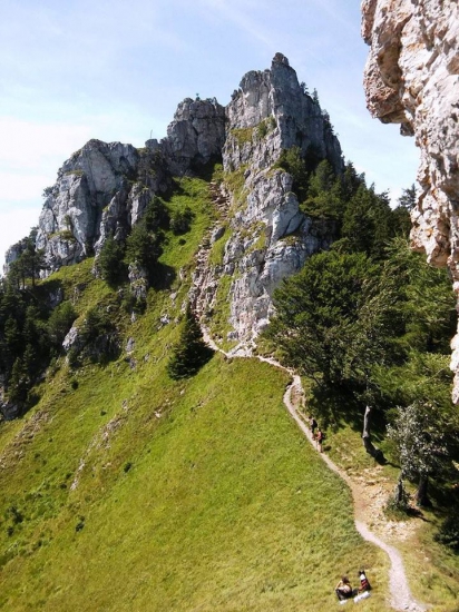 Ostrá