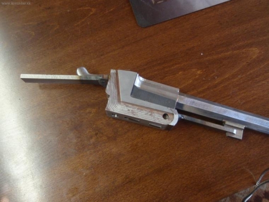 Výroba kohútkovej zlamovacej guľovnice v Suhle