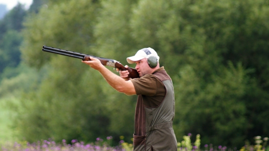 Pri športovej strelbe