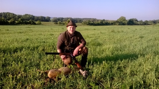 gombičkár ulovený z hromady  hnoja.