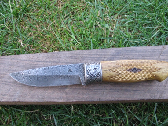 Polovnicky nož skandinavsky