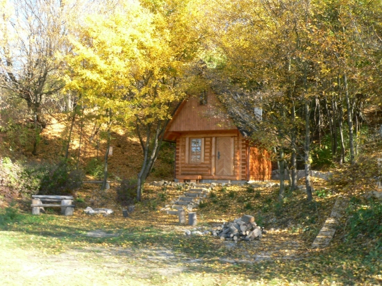 poľovnícky zrub