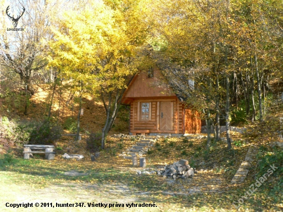 poľovnícky zrub