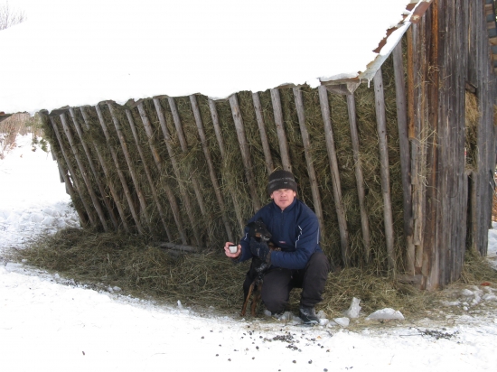beny a jeho majitel pri prikrmovani