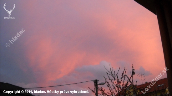 večerná obloha