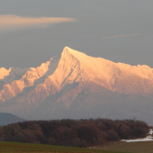 Sneh ostal už iba tam :/