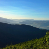 Ranné lúče nad údolím Hrona