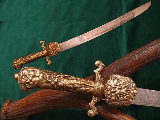 Tesák - lovecká šavle