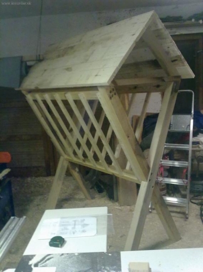 ešte dokončiť strechu a bude!