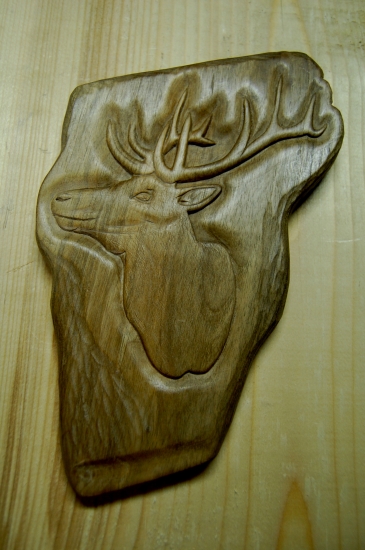 kusok dosky z orechu ostalo:)