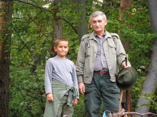 ...s dedkom za jeleňmi...