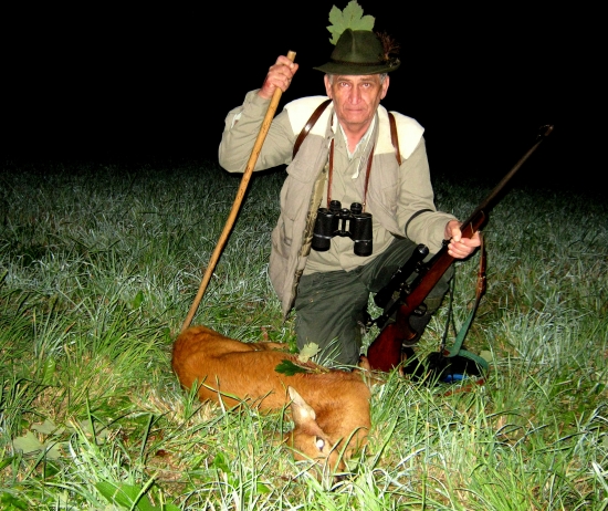 ...pri svojom úlovku...