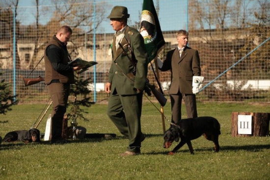 ...kamarát Milan a jeho kopovka...