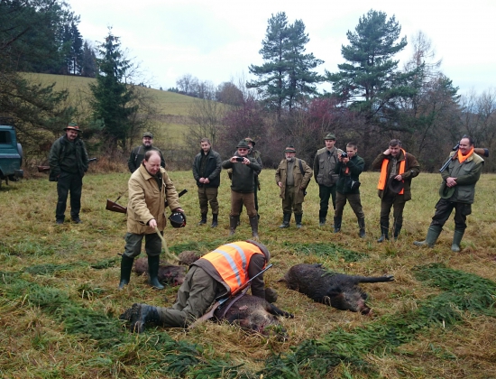 ...opäť pasovačka za lovca diviakov...