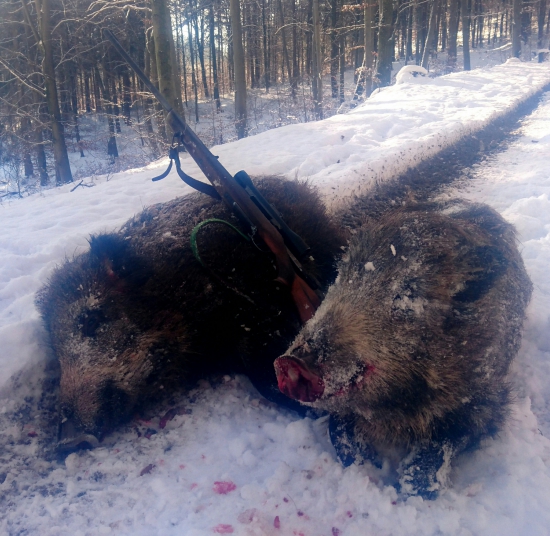 ...bum, bac a dva ležali...