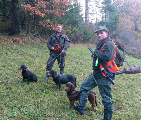 ...veselo za diviakmi...