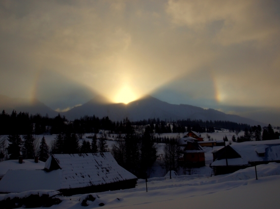 Slnko medzi Vidlami dnes poobede