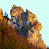 Slnkom ožiarena