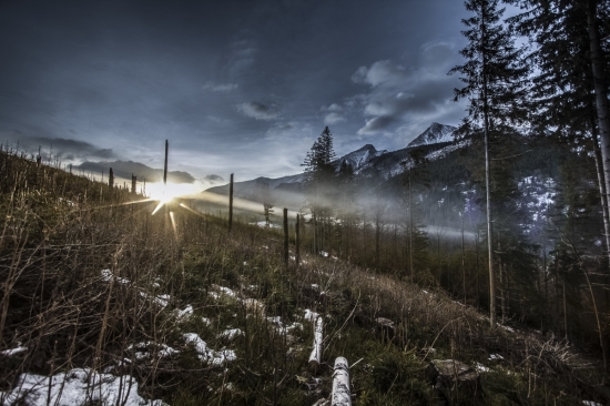 Hmlistý východ  pod Havranom