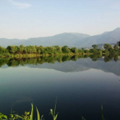 pohlad na vodnu hladinu