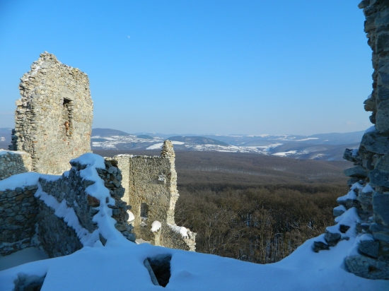 Z hradu Hrušov