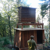 kazatelna s boudou na krmivo