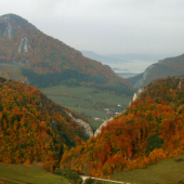 Kostolecká a Manínska tiesňava