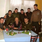 Nas najstarsi člen a nastupujúca generácia.