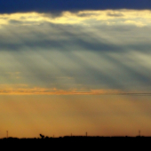 Ked luce spoza rannych mrakov vylezu....