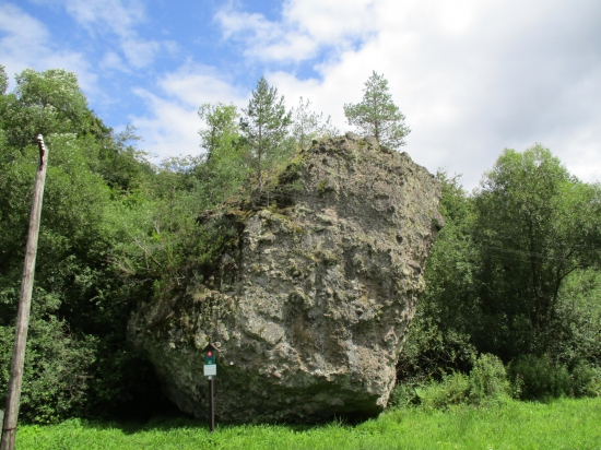 Bátovský balvan.