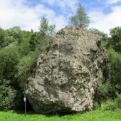Bátovský balvan.