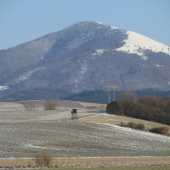 Náš posed  a v pozadí  Lysec Veľká Fatra