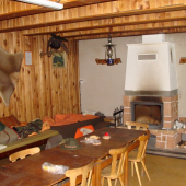 Interiér našej poľovníckej chaty