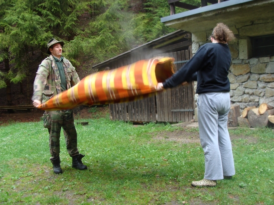 ...keď sa z deky dymí