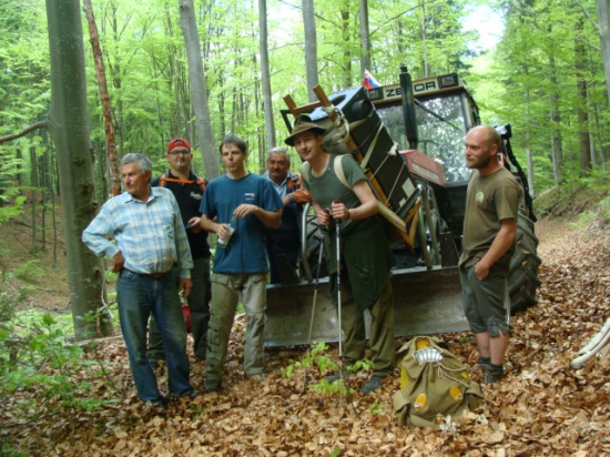 Piecka doslúžila na zrube vysoko v horách načim ju bolo vymeniť