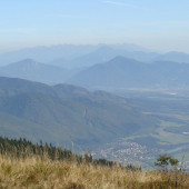 Kam len oko dohliadne hory hory a zase hory